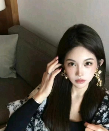 chloe野猫的头像