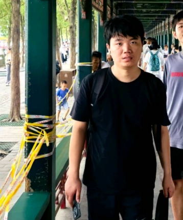 兮兮哈哈的头像