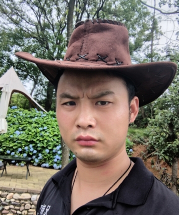 冷冷的天意的头像