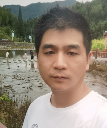 奔跑的牛马的头像