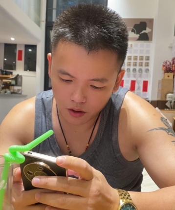 噶咯小河的头像