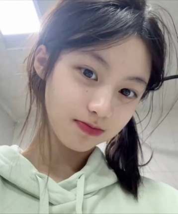 曦曦在努力吖的头像