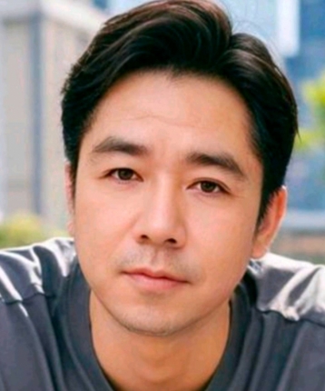 鸿影渐离的头像