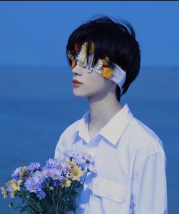 爱哭包装的头像