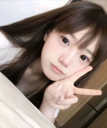 少7一点点8的头像