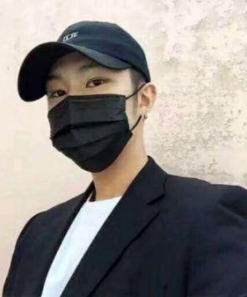 敦厚的哈士奇的头像