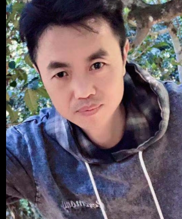 游朵朵的头像