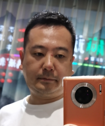 llhs5678的头像