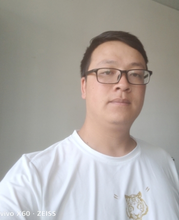 城市的陌生人的头像