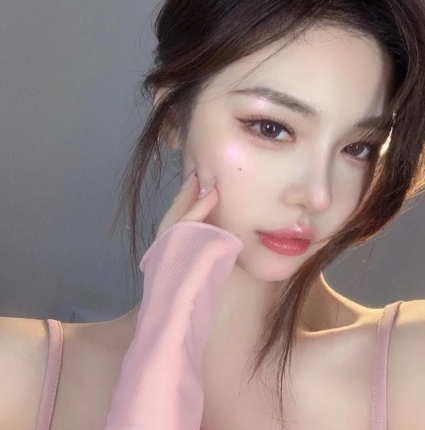 卑微小陈的头像