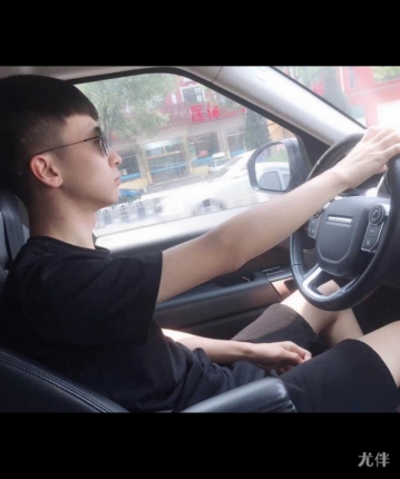 爱玩爱旅行的头像