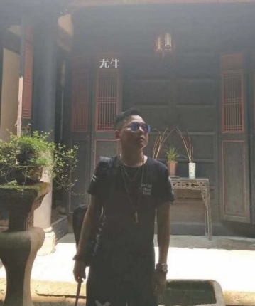 流浪的蛤蟆的头像
