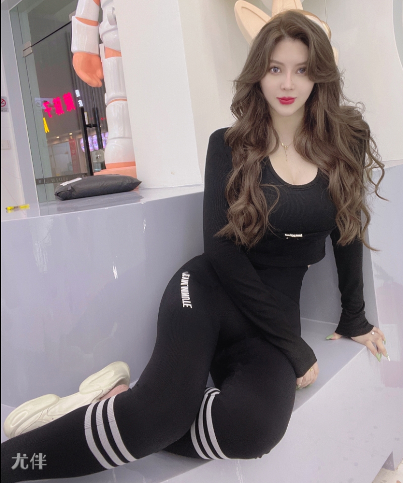 深圳伴游娜塔莉莎照片