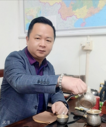 鹏叔的头像
