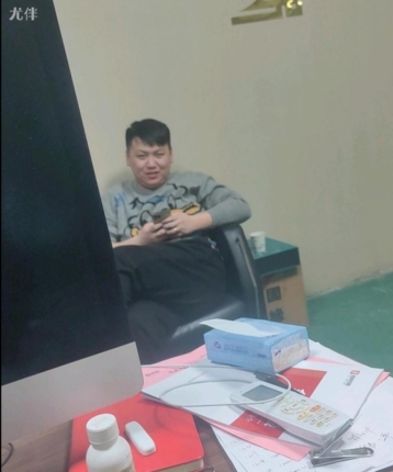 等一益下的头像