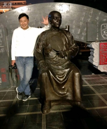 那一年丶初见的头像