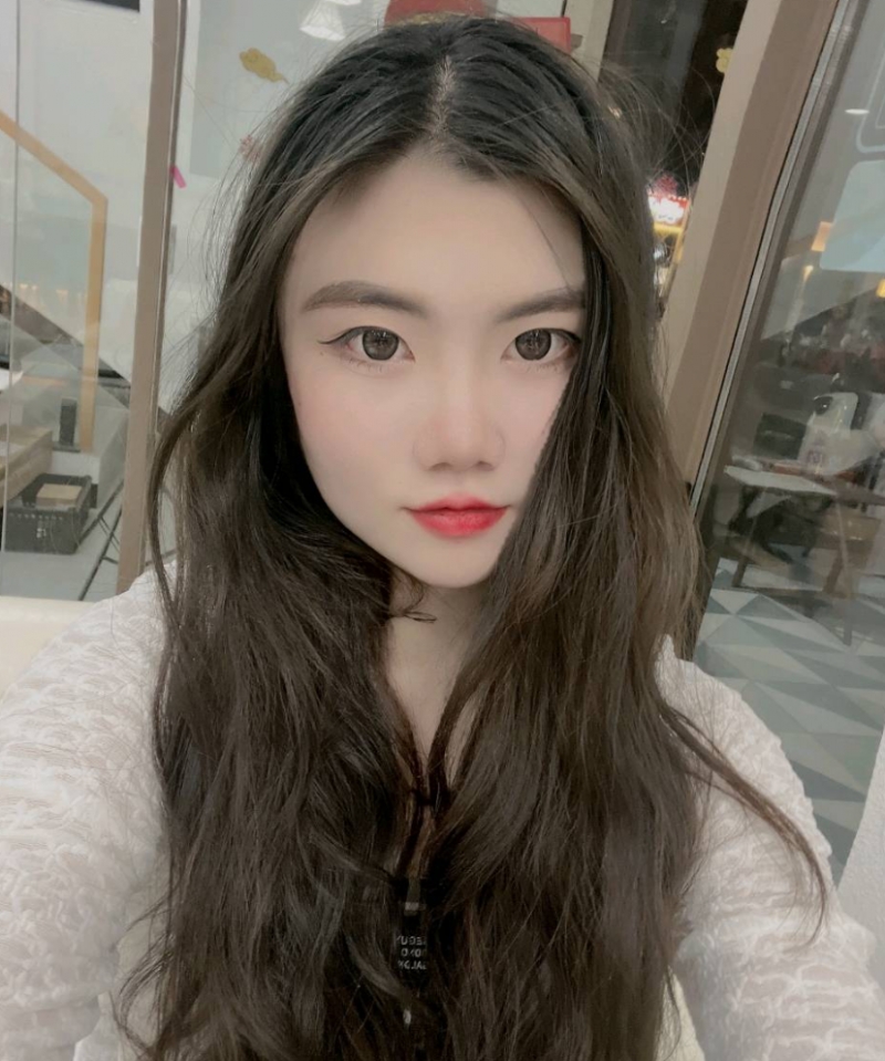 东莞伴游过去抱抱照片