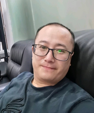 畅游一上午的头像