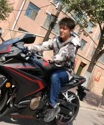 Alex334的头像