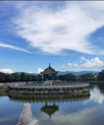 一梦春秋的头像