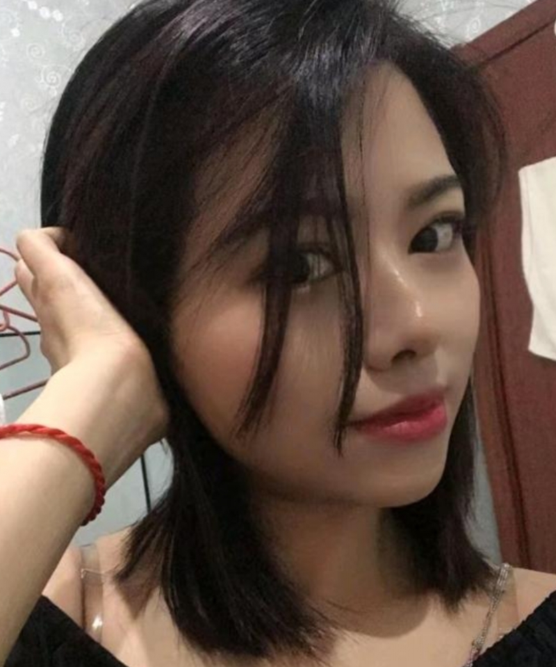 杭州伴游朦胧的小姐姐照片
