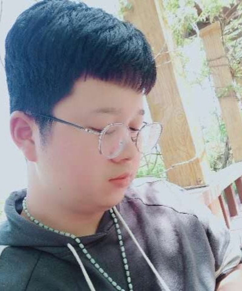 小可艾的头像