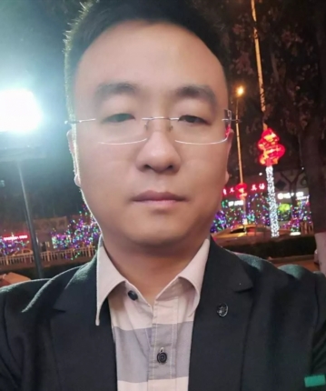黑色亚当的头像