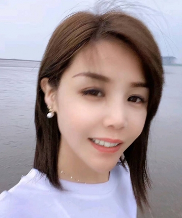 小鹿乱撞y的头像