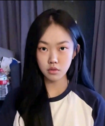 淡季的头像