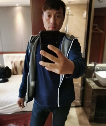 愿你熬过万丈孤独的头像