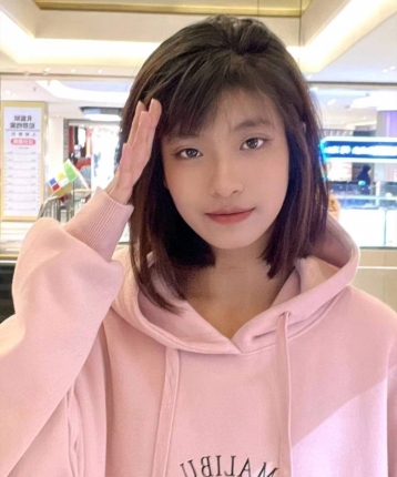 是依依yi的头像