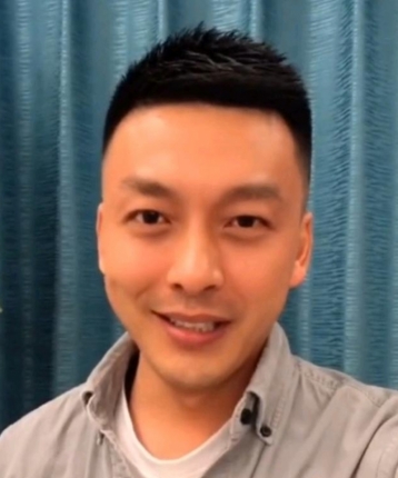 放下过去的头像