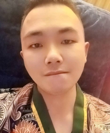 不会吃人的头像