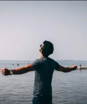 踏实男青年的头像