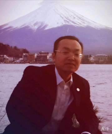 沈胜衣007的头像