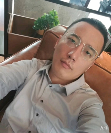 飞奔的黄瓜的头像