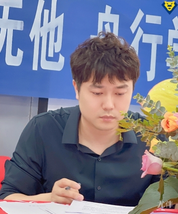 不能起早的头像