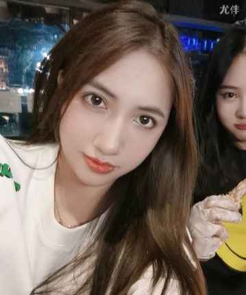 一闪一闪亮晶晶的头像