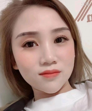 半推半就的头像