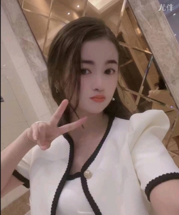 小桃兔兔的头像