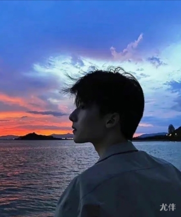 十亿少女的梦的头像