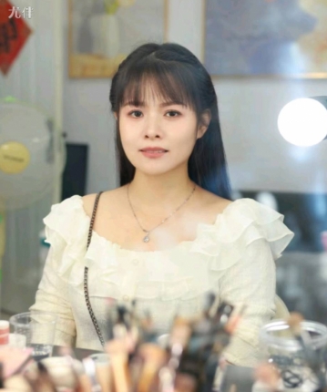 黑不溜秋的头像