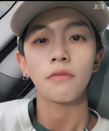 迷茫迷茫6723的头像