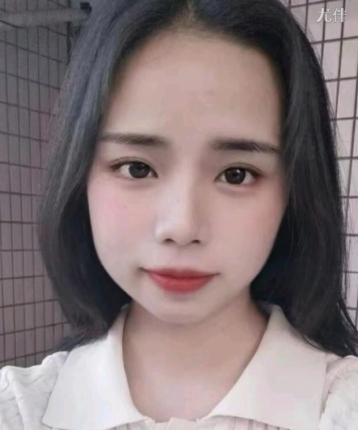 摇晃的红酒杯的头像