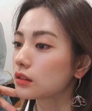 朴素淡雅的头像