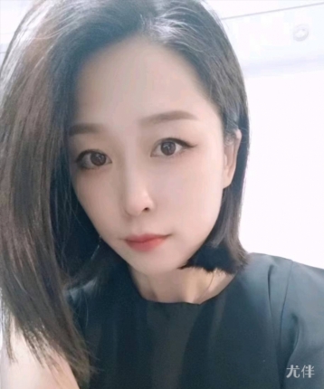 小静静来啦的头像