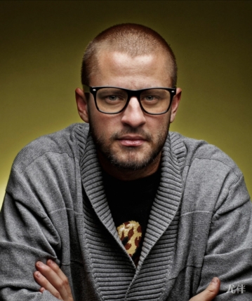 片片黄叶情的头像