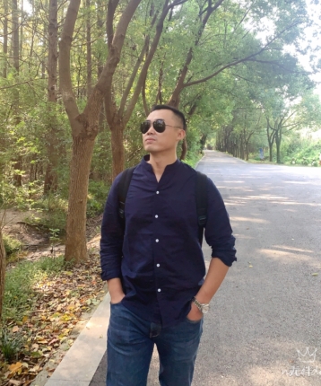 无名渣渣辉的头像