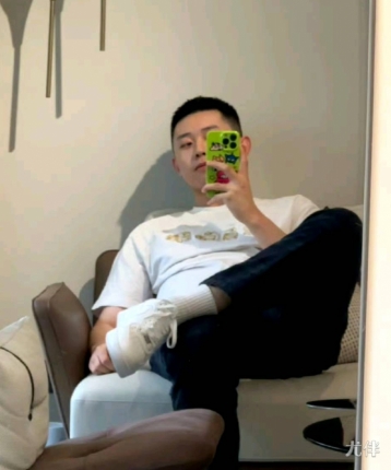 18游山玩水的头像