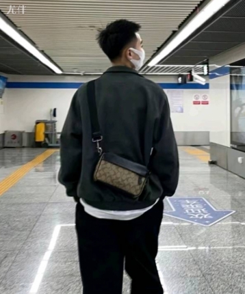 Yoli的头像